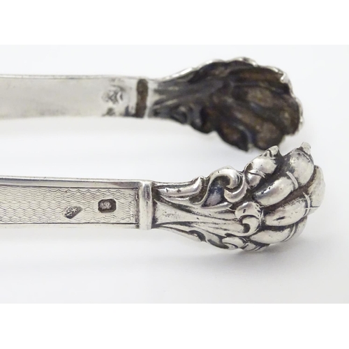 125 - French silver sugar tongs with lions paw grips 6'' long (38g)