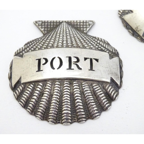 143 - Two silver plate decanter labels / bottle tags of scallop shell form 'Gin' and 'Port. ' 2'' wide