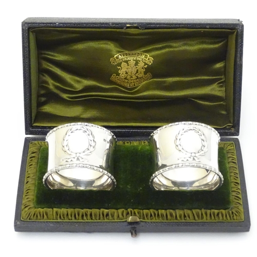 156 - A cased pair of silver napkin rings hallmarked Birmingham 1914 maker Gorham Manufacturing Co.