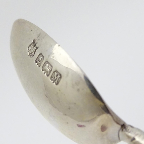 262 - A silver teaspoon with handle formed as a golf club. Birmingham 1936 maker Barker Brothers Silver Lt... 