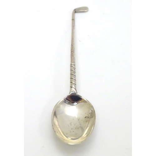 262 - A silver teaspoon with handle formed as a golf club. Birmingham 1936 maker Barker Brothers Silver Lt... 