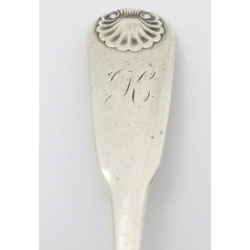 271 - A silver fiddle and shell pattern salt spoon hallmarked Edinburgh 1819 maker James Smith 4'' long (1... 