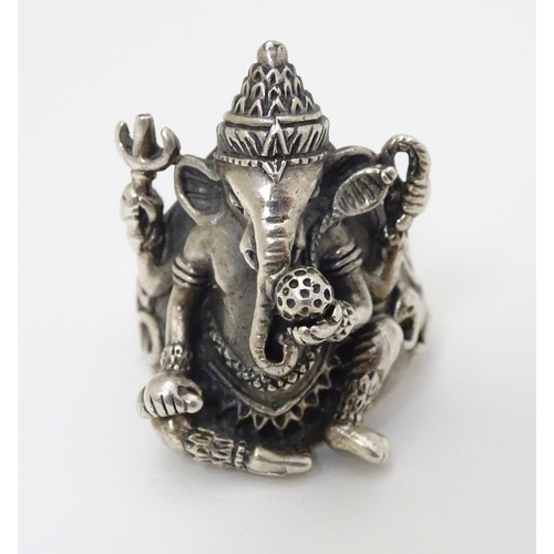 292 - A silver ring depicting the Indian / Hindu elephant headed god, Ganesha.