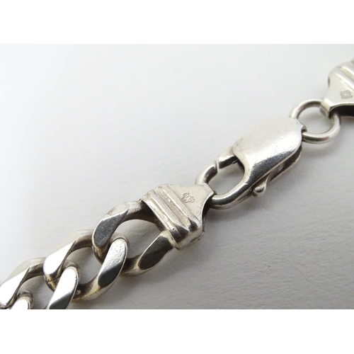 360 - A silver chain necklace approx 20'' long (56g)