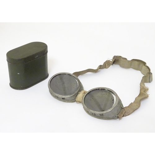 405 - Militaria: a pair of Second World War/WW2 Alpine goggles, of aluminium construction with elasticated... 