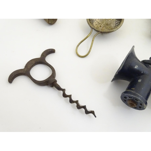 477 - Kitchenalia : a quantity of assorted items to include a herb chopper corkscrew , bradawls, sieve etc... 