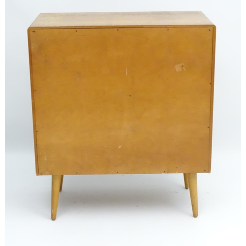 746 - Vintage Retro : a British Avalon Yatton 1960's oak chest of drawers with louvred drawer fronts and s... 