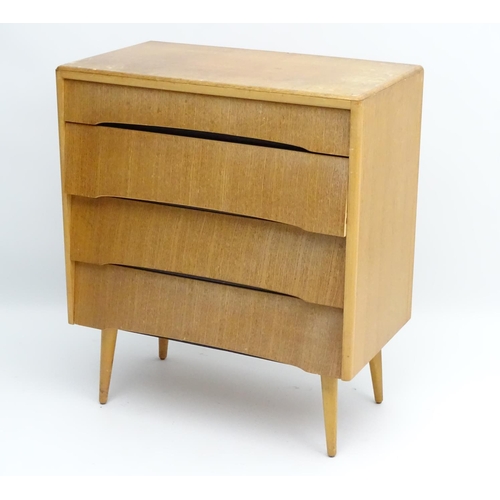 746 - Vintage Retro : a British Avalon Yatton 1960's oak chest of drawers with louvred drawer fronts and s... 