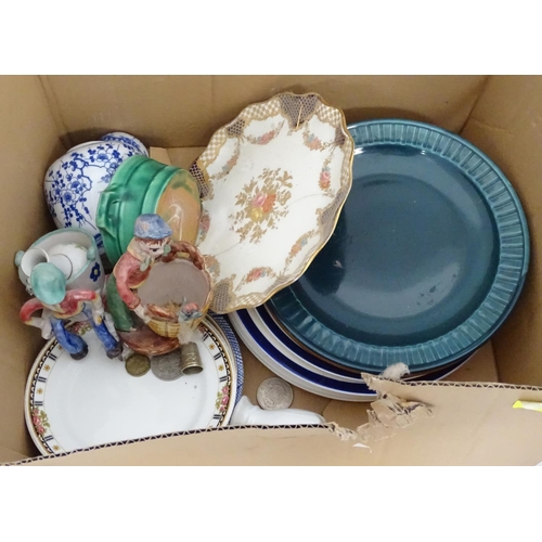 17 - A box of assorted ceramics