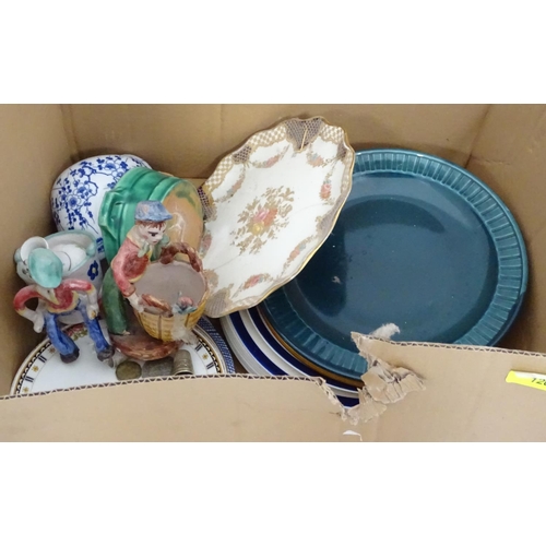 17 - A box of assorted ceramics