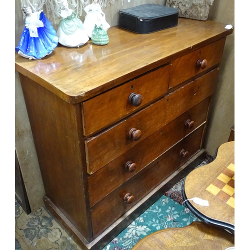 18 - A 19thC chest of drawers comprising 2 short over 3 long drawers