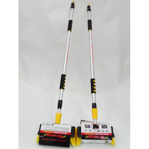 278 - Two 2m telescopic vehicle brushes (2)