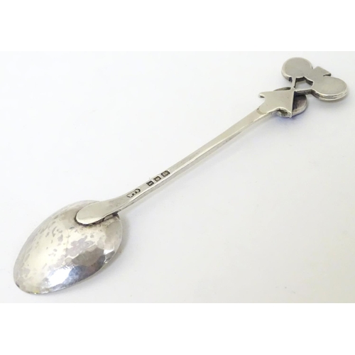 304 - Badminton Interest: A silver teaspoon with crossed badminton racquets and shuttlecock to handle hall... 