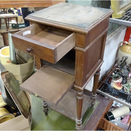 34 - An Edwardian pot cupboard / bedside cabinet with slate top, single drawer and metal lined cupboard