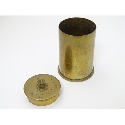 391 - Militaria: a WWI/First World War/WW1 trenchart cannister formed from a French artillery shell, the l... 