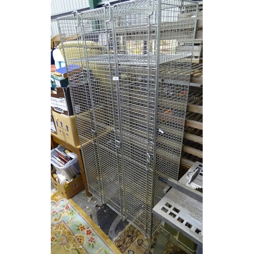 478 - A 3 door cage locker