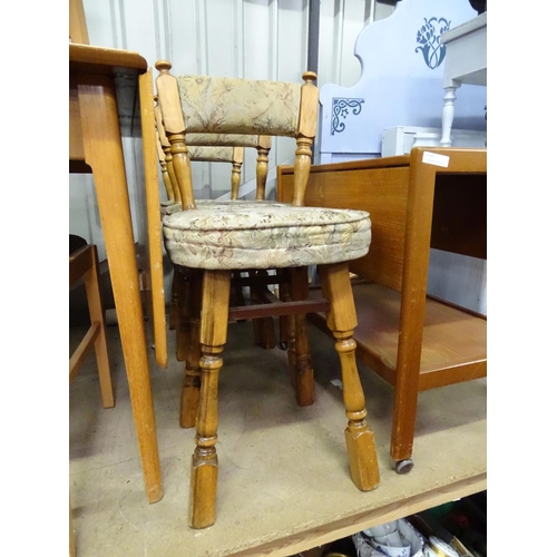 548 - Teak trolley and 3 bar stools