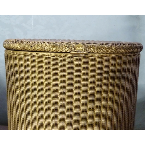 65 - A Lloyd loom style laundry basket