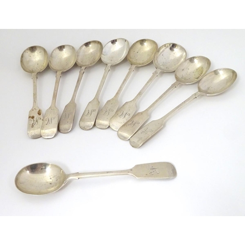 140 - A set of 9 silver fiddle pattern soup spoons hallmarked London 1930 maker Robert Pringle & Sons 7 1/... 