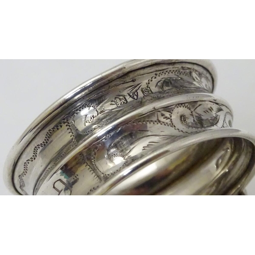 181 - Silver napkin rings hallmarked Chester 1915 (12g)