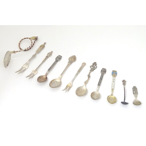 226 - Scandinavian silver / silver plate : Assorted spoons, forks etc to include some Norwegian silver exa... 