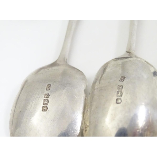 228 - 5 silver teaspoons hallmarked Sheffield 1932 maker Viner's Ltd. A small pair of tongs with birds cla... 