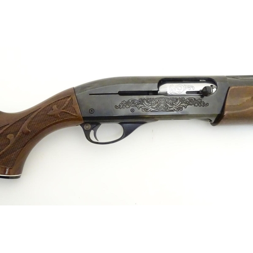 500 - Shotgun: a Remington 'Model 1100' 12 bore semi-automatic sporting gun. 28'' barrel with raised venti... 