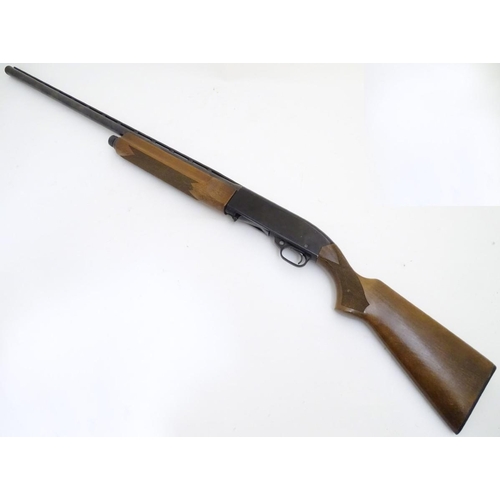 503 - Shotgun: a Winchester 'Ranger Model 140' 12 bore semi-automatic shotgun, 28 1/2'' multichoke barrel ... 