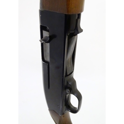 503 - Shotgun: a Winchester 'Ranger Model 140' 12 bore semi-automatic shotgun, 28 1/2'' multichoke barrel ... 