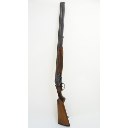 504 - Shotgun: a BRNO 'Model ZH101' 12 bore over & under, 28'' 'Special Poldi Steel' barrels with solid, f... 