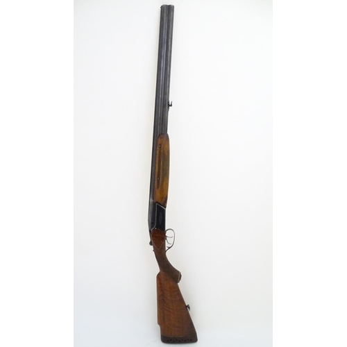 508 - Shotgun: a Tula 'TO3-34' 12 bore over & under, 28 1/2'' barrels with solid, flat file cut top rib, b... 