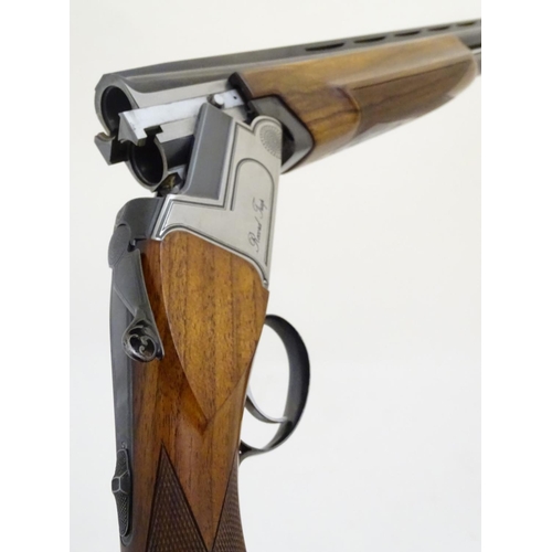 526 - Shotgun: an IAB (Industria Armi Bresciane) 'Record Trap' 12 bore over and under trap gun. 29 1/2'' b... 