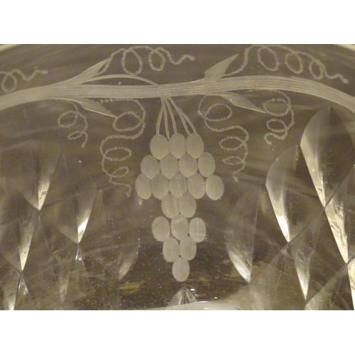 135 - A Victorian crystal glass rinser / finger bowl, decorated with etched fruiting vine, hobnail section... 