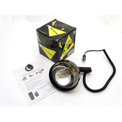 358 - Shooting: A U Caller 'night-eye' lamping torch/spotlight, 600m variable beam, with hand grip, for us... 