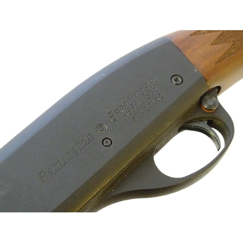 392 - Firearm: a Remington 'Speedmaster Model 552' .22LR semiautomatic rimfire rifle, 21 1/2'' barrel, thr... 