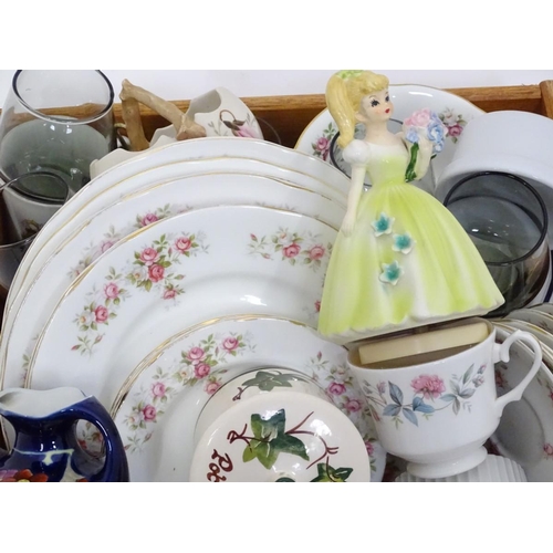 191 - A box of miscellaneous ceramics and glassware, including a boxed Arthur Wood teapot