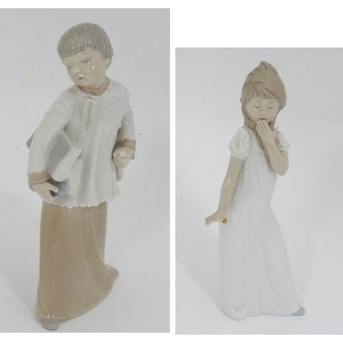 208 - Two Lladro figurines