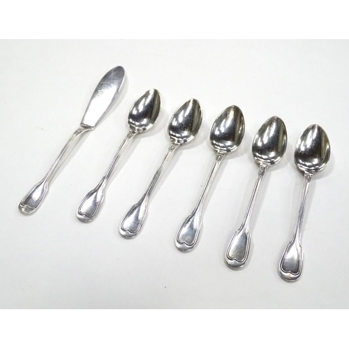241 - Five white metal fiddle pattern teaspoons together with a matching butterknife