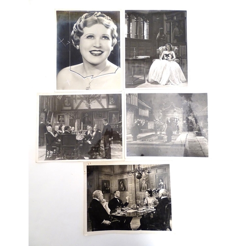1316 - Four monochrome production stills from the 1939 London Film Productions picture 'The Four Feathers',... 