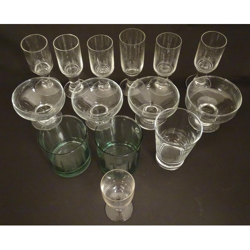 177 - An assortment of 20thC glassware, comprising four sundae glasses (with ground pontil scars), two han... 