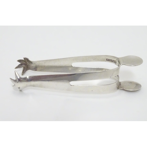 207 - Sugar tongs / nips with claw grips and unusual action hallmarked London 1908 maker The Vilcar Compan... 