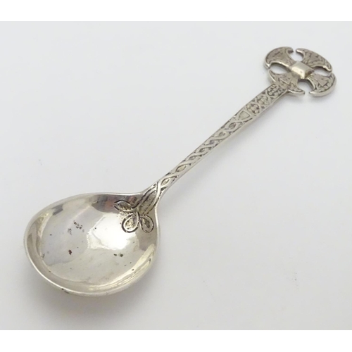 208 - Iona silver : A silver spoon with Scottish / Celtic decoration . Hallmarked Chester 1950 maker Shipt... 