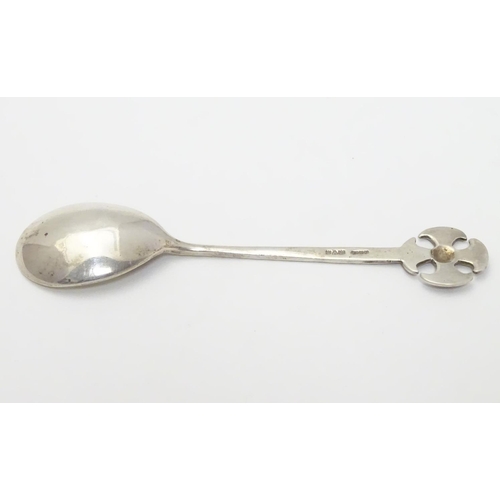 208 - Iona silver : A silver spoon with Scottish / Celtic decoration . Hallmarked Chester 1950 maker Shipt... 