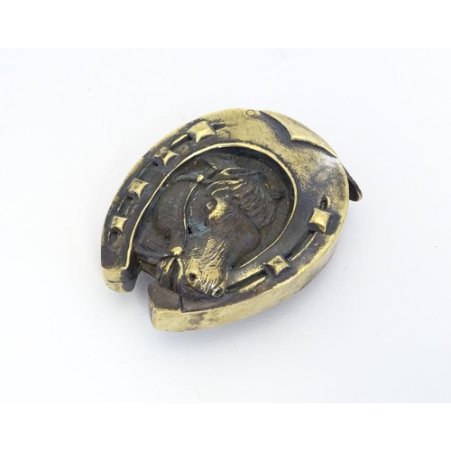 228 - A novelty vesta case with horse shoe and horse head decoration Approx 2