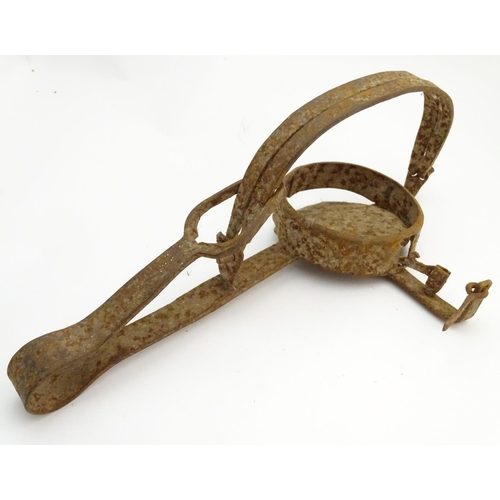 111 - Antique trap: a 19thC large foothold pole trap, with elevated treadle, 15 1/2
