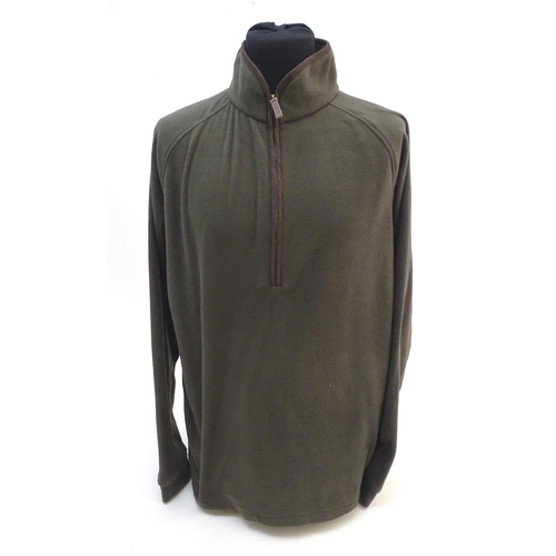 317 - A Musto green fleece, size XXL