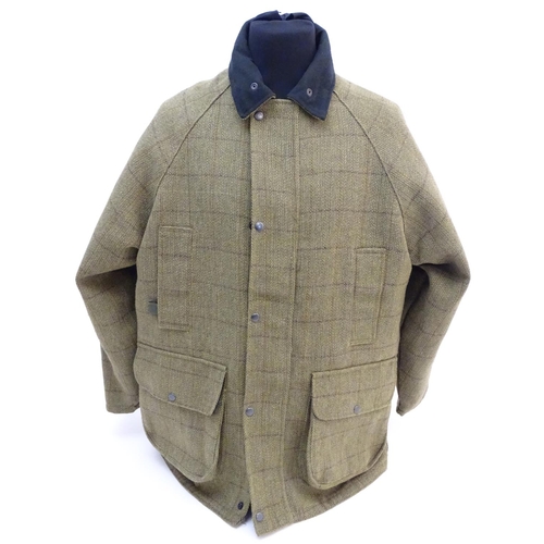 320 - A HSF men's tweed jacket, size L