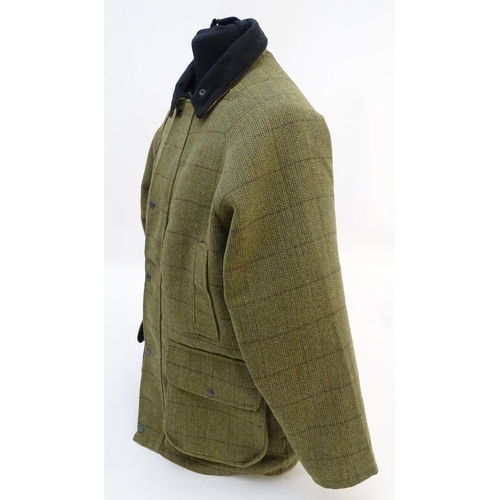 320 - A HSF men's tweed jacket, size L