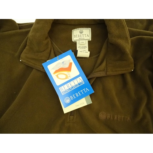 322 - A Beretta brown fleece, size XXL, with tags
