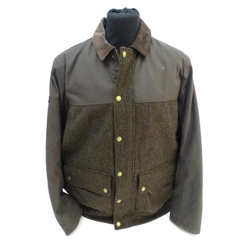 326 - A Musto Woodhall coat, size XXL, with tags